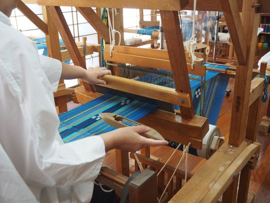 “Yaeyama Minsa Weaving Experience”, Azamiya Minsah Kougeikan