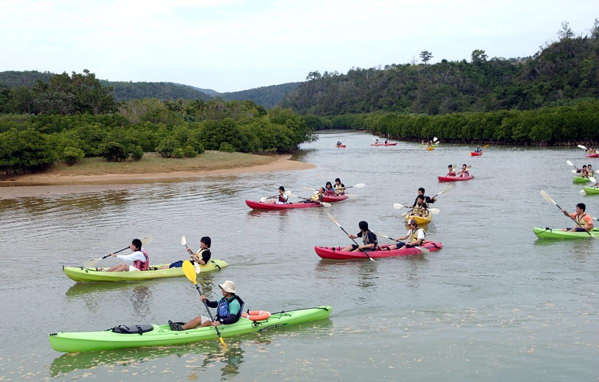 “Canoeing Experience Program”, Yanbaru Nature School