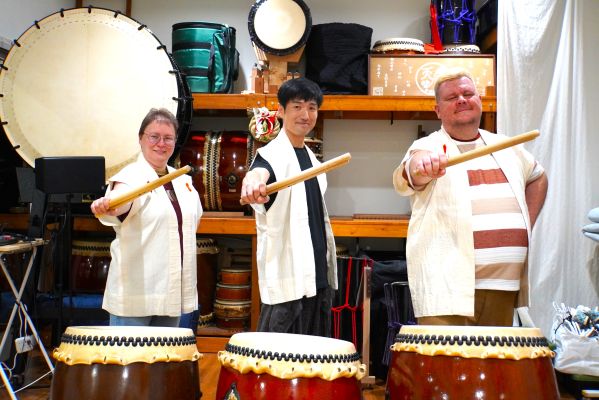 日本の伝統楽器 和太鼓・篠笛の演奏鑑賞／和太鼓体験ワークショップ