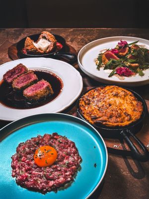 GRILL & BAR YELLOU