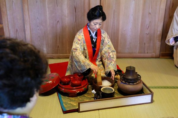 世界遺産で学ぶ琉球王朝のおもてなしと絆づくり