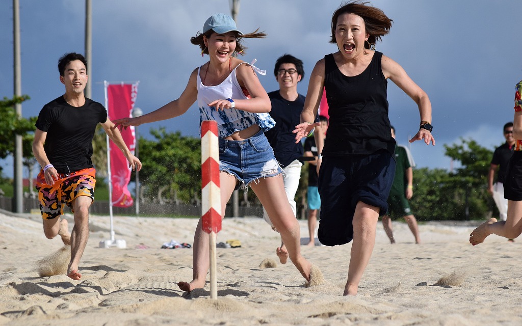 糸満市観光協会／海の運動会