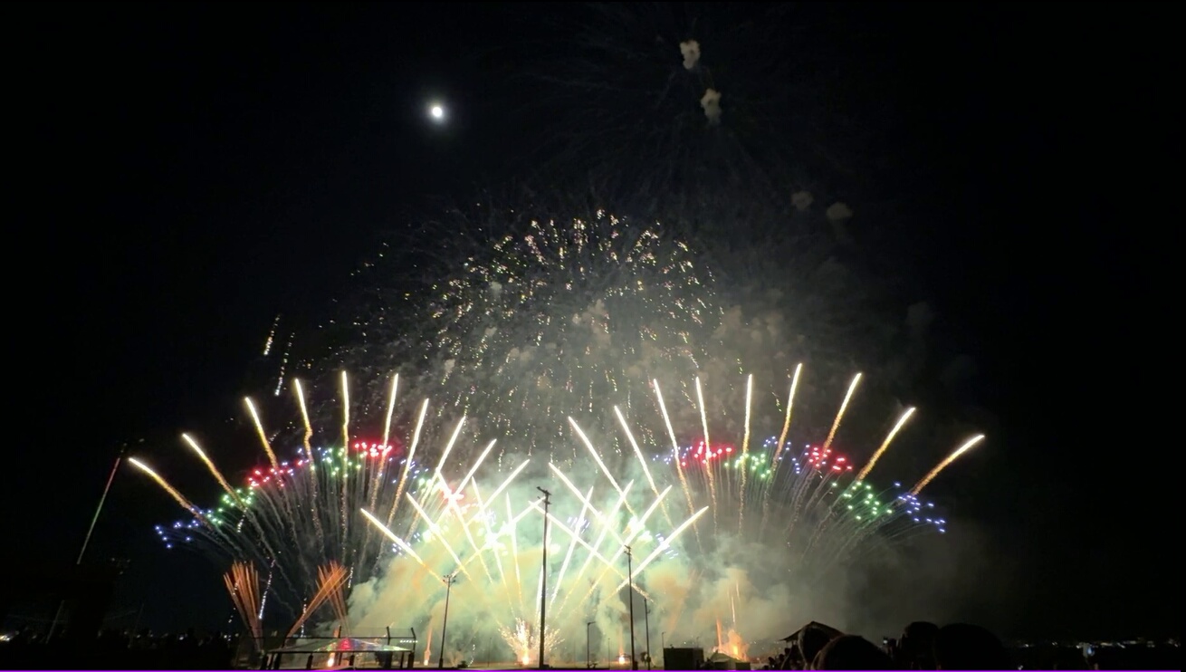 有限会社沖縄花火/打ち揚げ花火、仕掛け花火、音楽花火